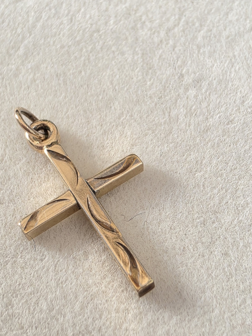 Vintage Gold-Filled Cross Pendant with Engraved Swirl Detail • 0.66 g